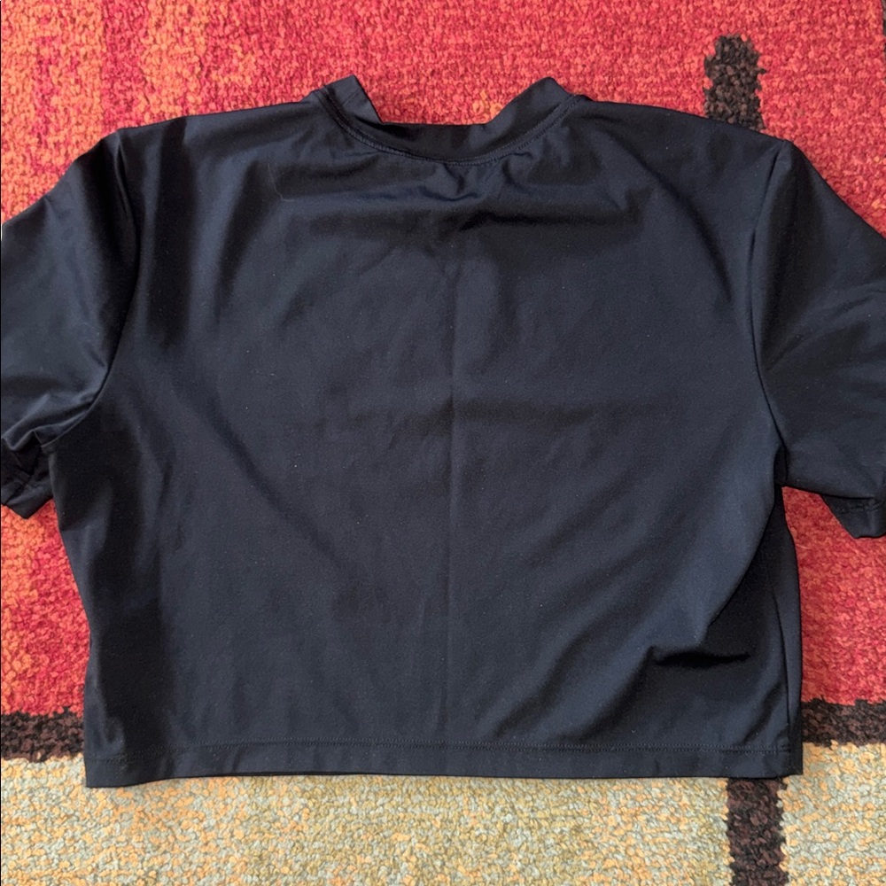 Nike Women's Pro Dri-FIT Short-Sleeve Cropped Graphic Top - Picture 5 of 7